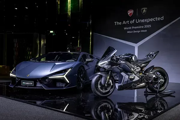 Ducati Panigale V4 Lamborghini Speciale Clienti