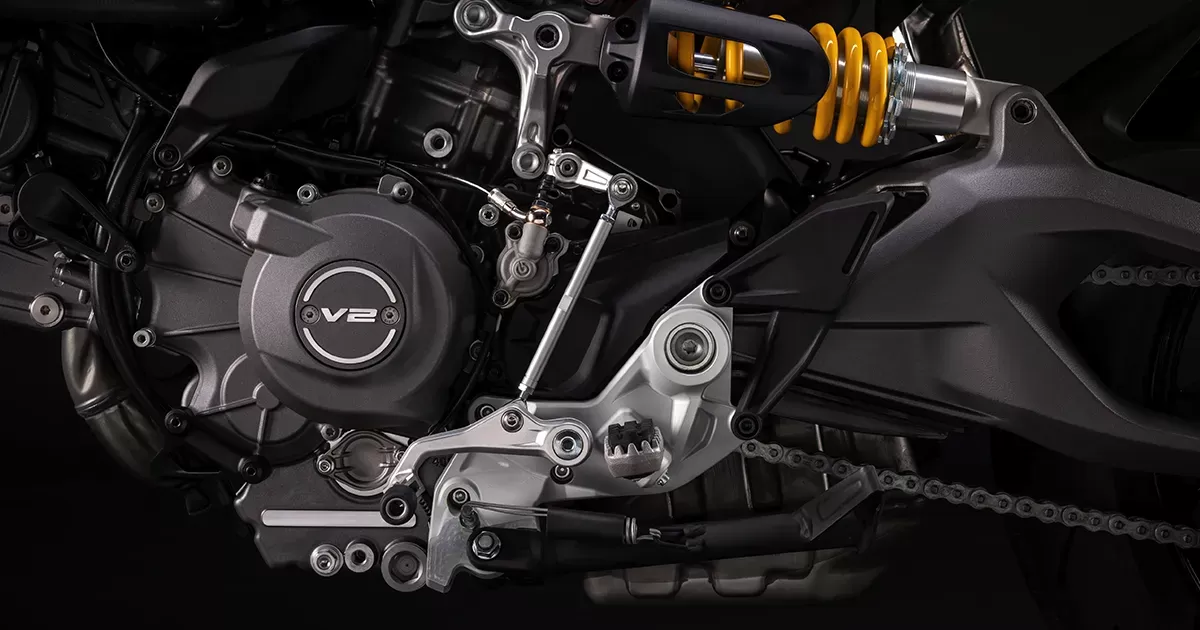 Ducati Hypermotard V2 Engine