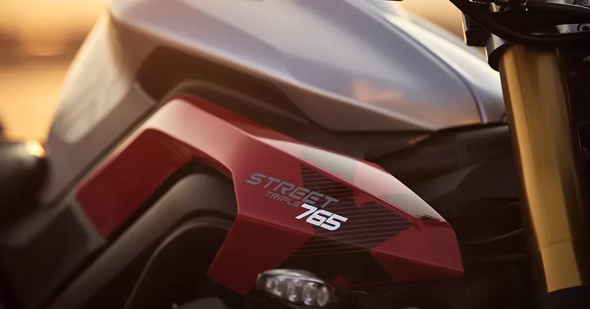 Triumph Street Triple 765 RX Dimensions & Ergonomics