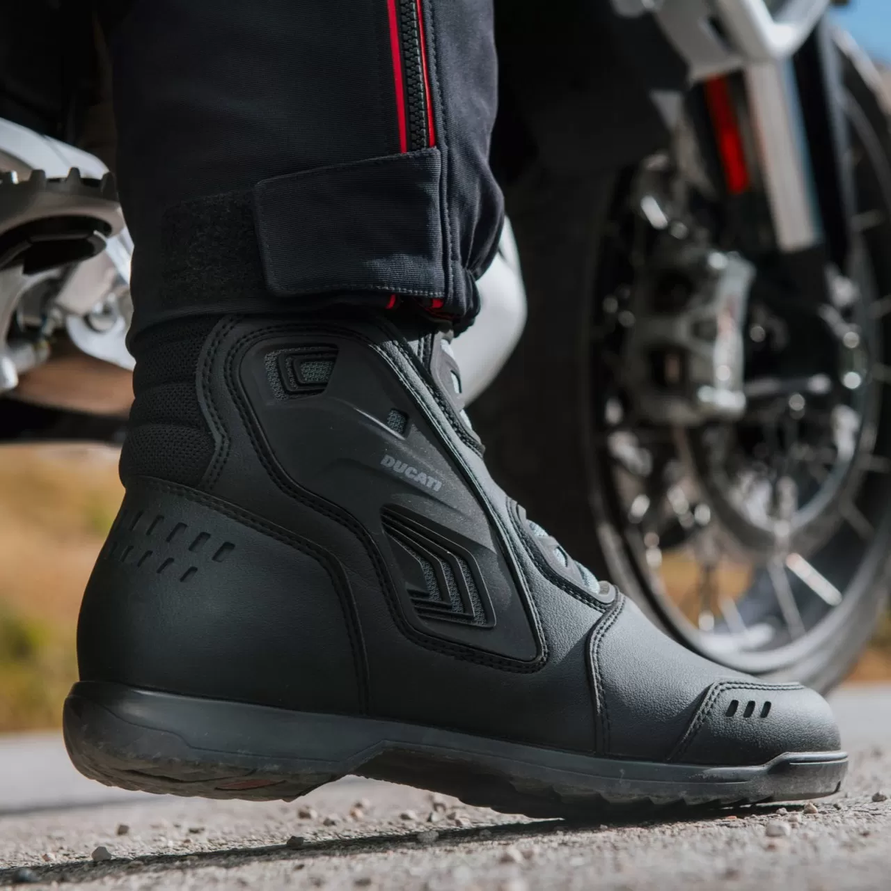 Motorcycle boots available online from the Blade Motorcycles shop