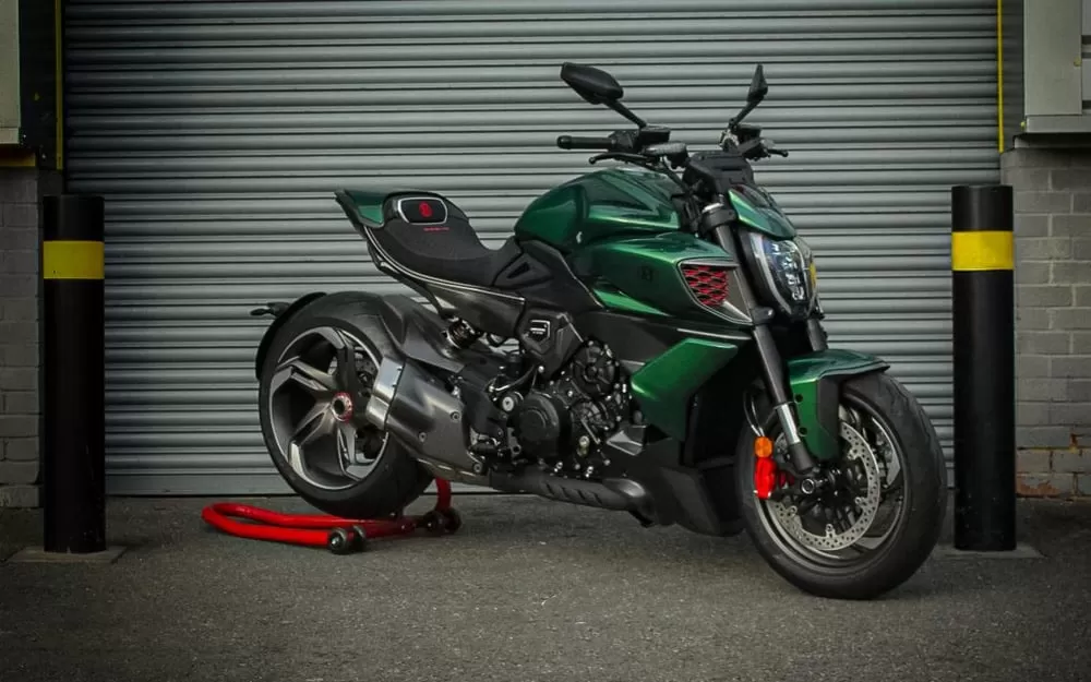 Ducati Diavel for Bentley in Scarab Green, for sale at Blade Ducati Oxford in Abingdon