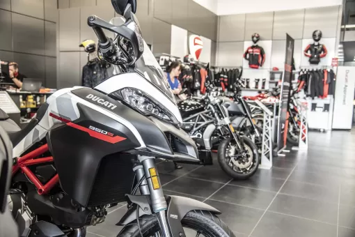 blade-ducati-oxford-15.jpg
