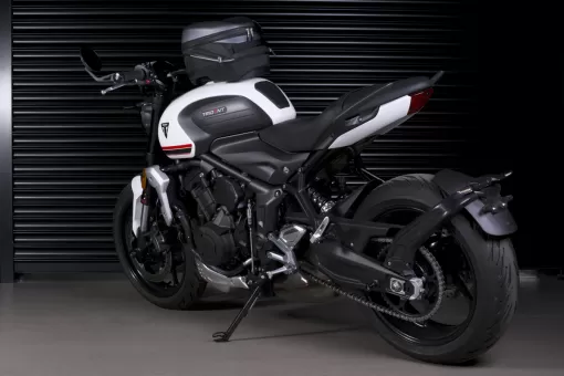 14894_MY21_Trident__BikeRear140_.jpg
