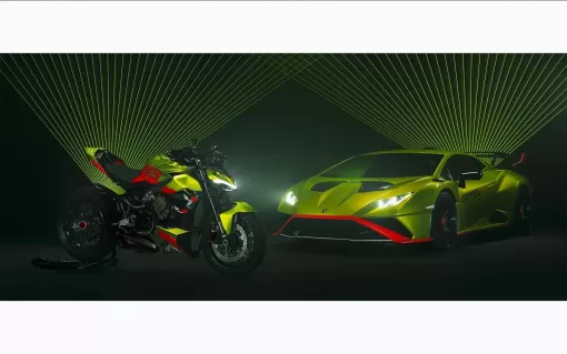 Ducati-SF-V4-Lamborghini-MY23-overview-hero-short.jpg