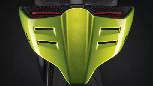 Ducati-SF-V4-Lamborghini-MY23-overview-gallery-01-08-1920x1080.jpg