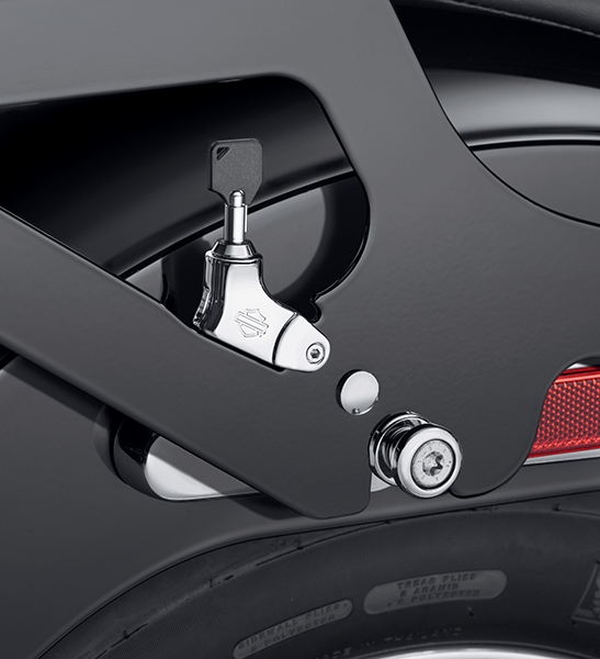 HarleyDavidson® HoldFast Locking Latch 52300518