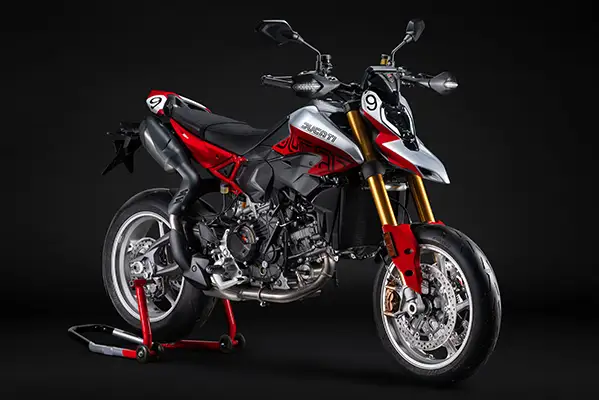 Ducati Hypermotard V2 SP 100 — Collezione 100 | Blade Ducati Ducati Hypermotard V2 SP 100 Collezione 100 limited edition Montjuic endurance livery centenary