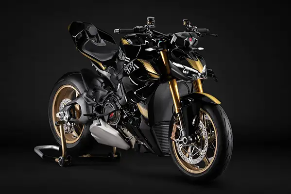Ducati Streetfighter V4 S 100 — Collezione 100 | Blade Ducati Ducati Streetfighter V4 S 100 Collezione 100 limited edition black gold Darmah livery