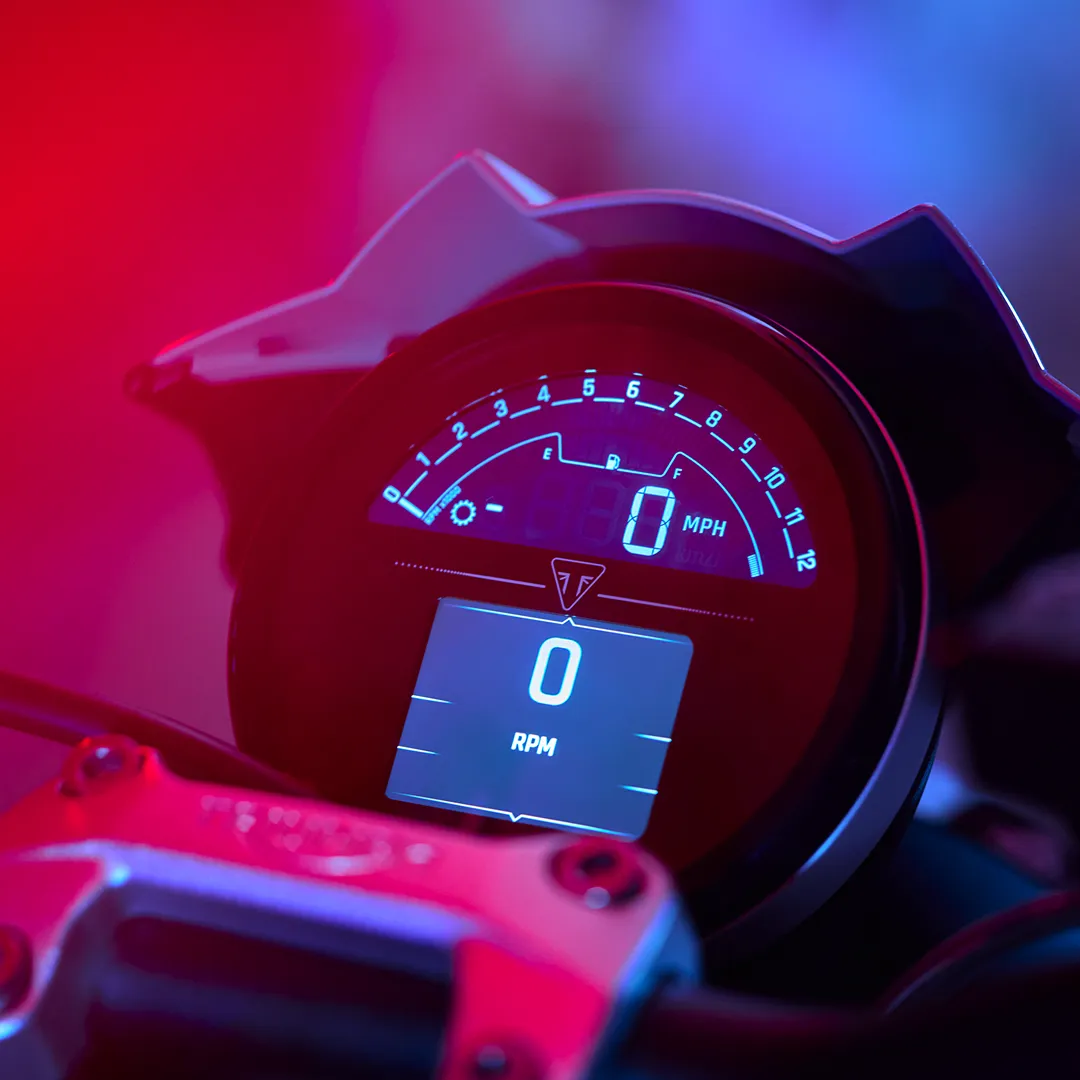 2026 Triumph Trident 800 TFT dashboard with My Triumph Bluetooth connectivity