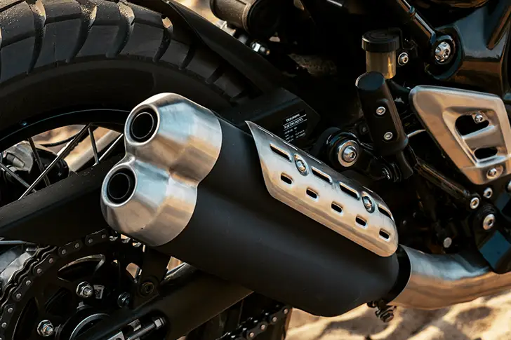 Triumph Scrambler 400 XC twin-outlet stainless exhaust